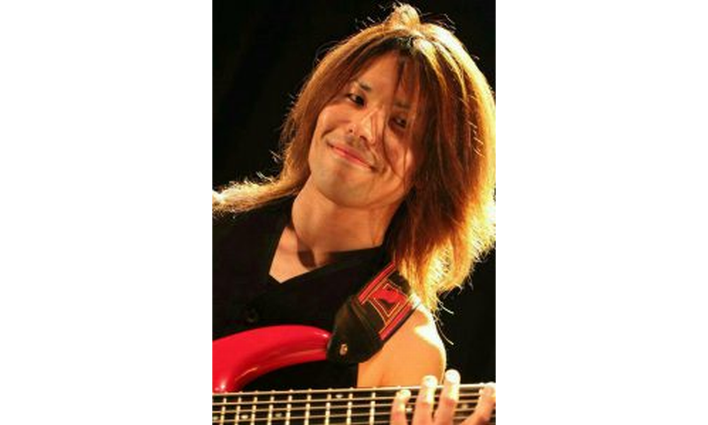 プロが教える楽しい「ベース教室」